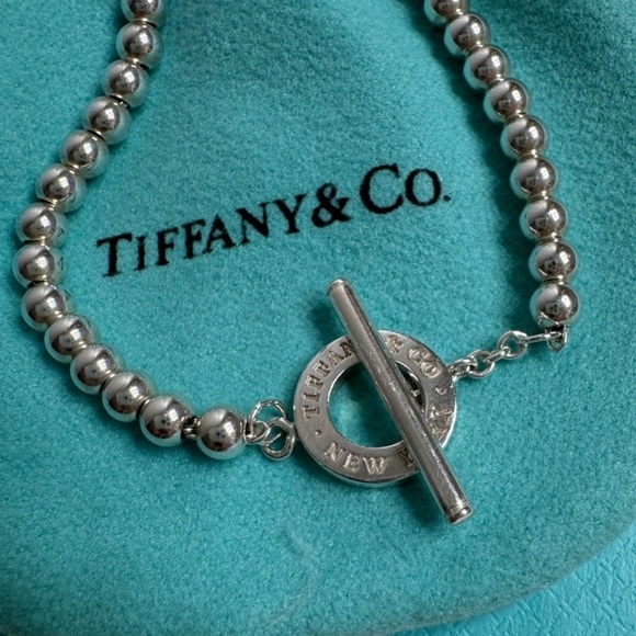 tiffany & co toggle bracelet - Picture 3 of 3